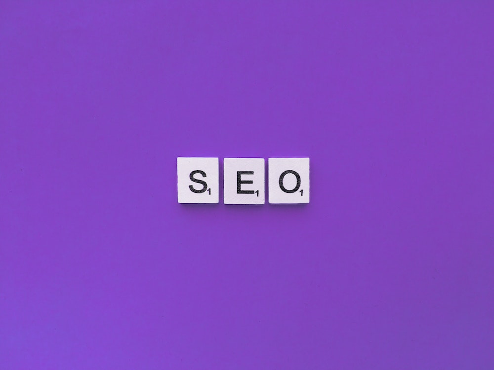 Comment une agence SEO peut vous aider à optimiser votre site pour la recherche vocale