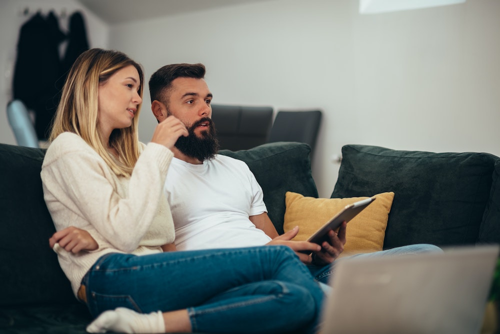 La meilleure appli TV gratuite : laquelle choisir pour ne rien rater?